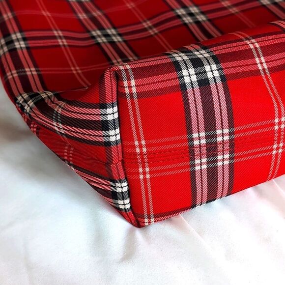 Red Canvas Inspired Plaid Tote  by  Lord and Taylor🎀 - Picture 4 of 16